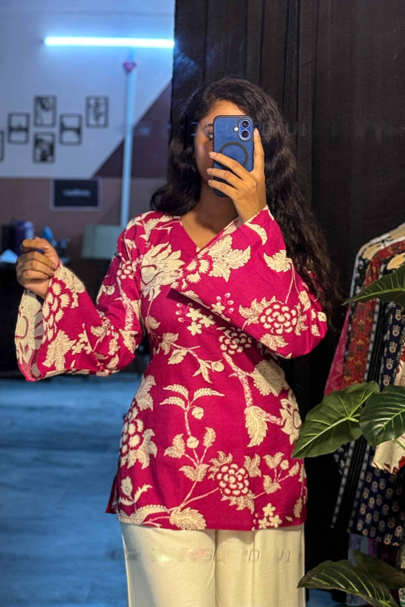 raktika kurti raktika kurti