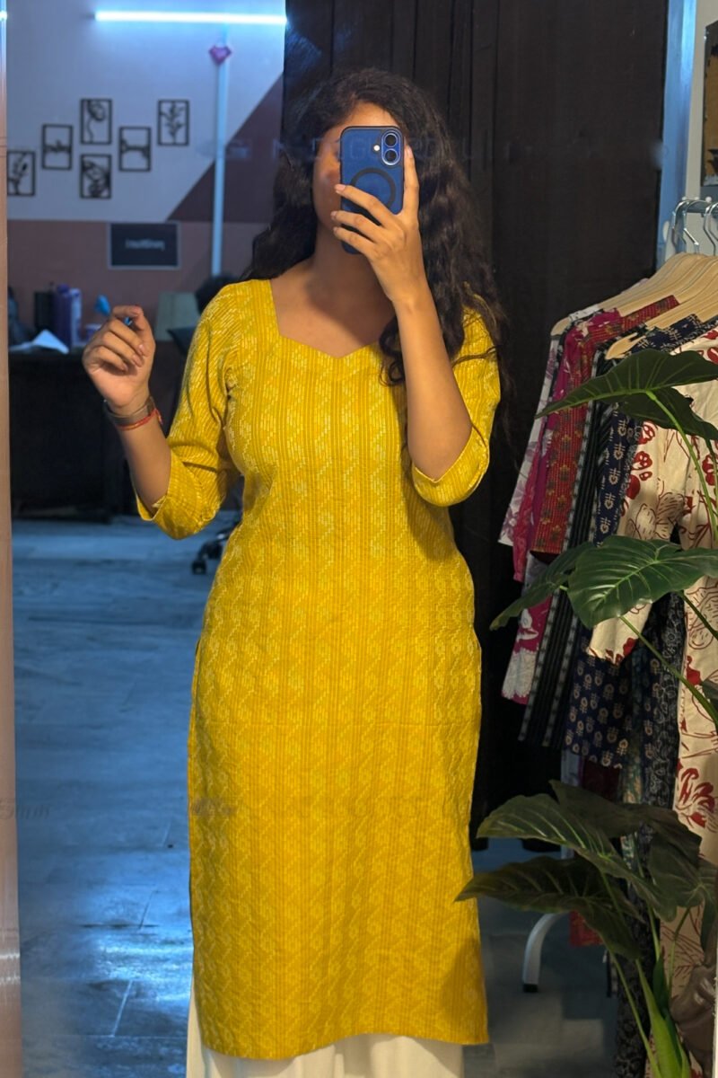 Home raktika kurti